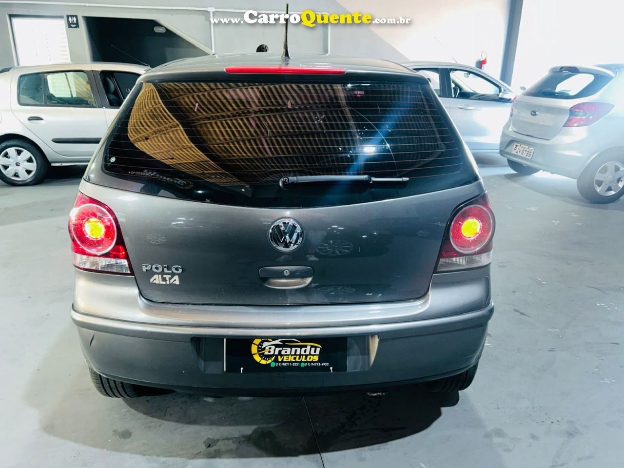 VOLKSWAGEN   POLO 1.6 MIS.OURO 1.6 MI TOT.FLEX 8V 5P   CINZA 2011 1.6 GASOLINA - Loja