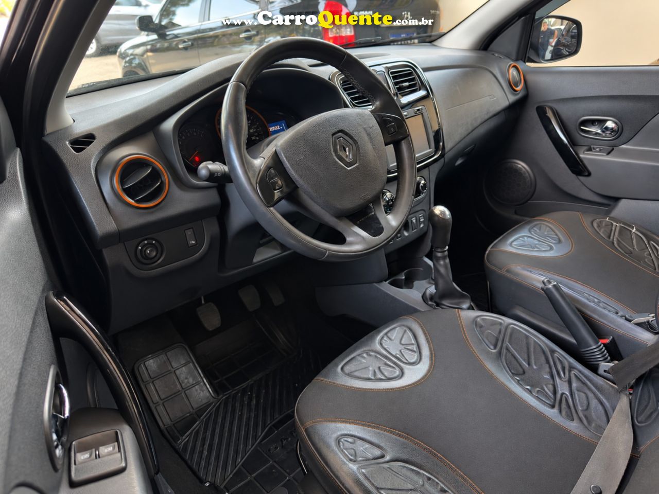 RENAULT   SANDERO STEPWAY HI-POWER 1.6 8V 5P   PRETO 2016 1.6 GASOLINA - Loja