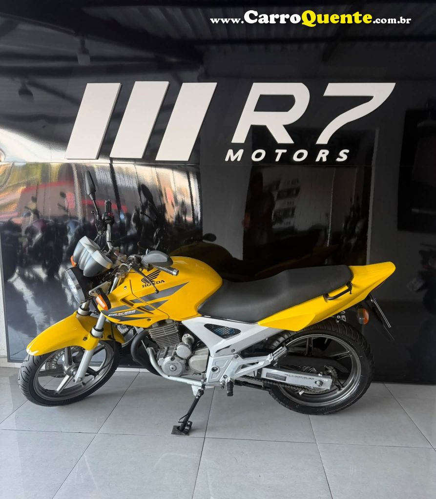HONDA   CBX 250 TWISTER   AMARELO 2008 250 GASOLINA - Loja