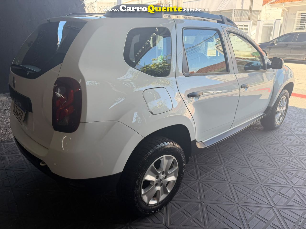 RENAULT   DUSTER EXPRESSION 1.6 HI-FLEX 16V MEC.   BRANCO 2019 1.6 FLEX - Loja