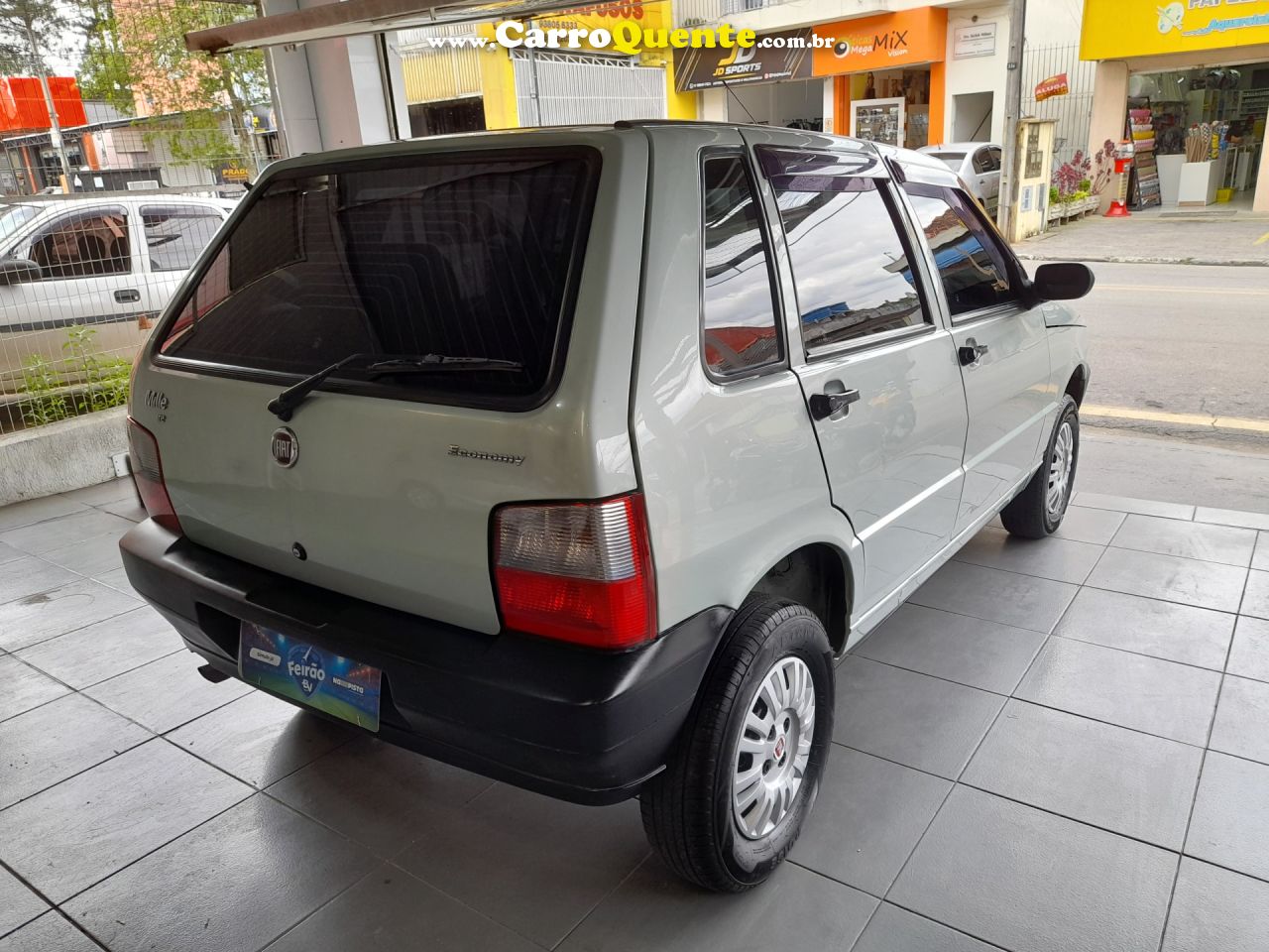 FIAT   UNO FIRE   VERDE 2010 1.0 FLEX - Loja