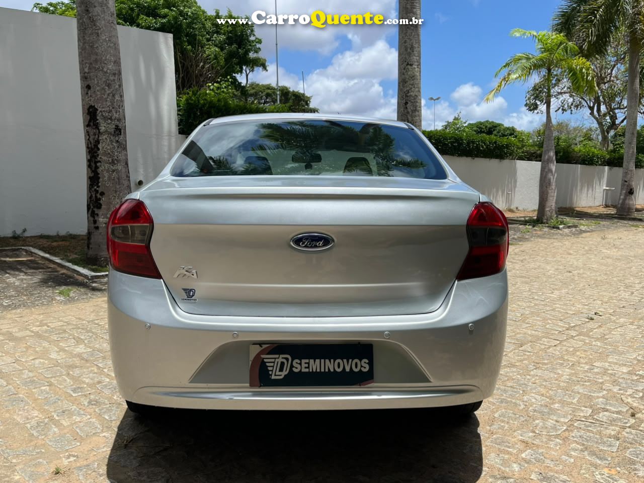 FORD   KA+ SEDAN 1.0 SESE PLUS TIVCT FLEX 4P   PRATA 2018 1.0 FLEX - Loja