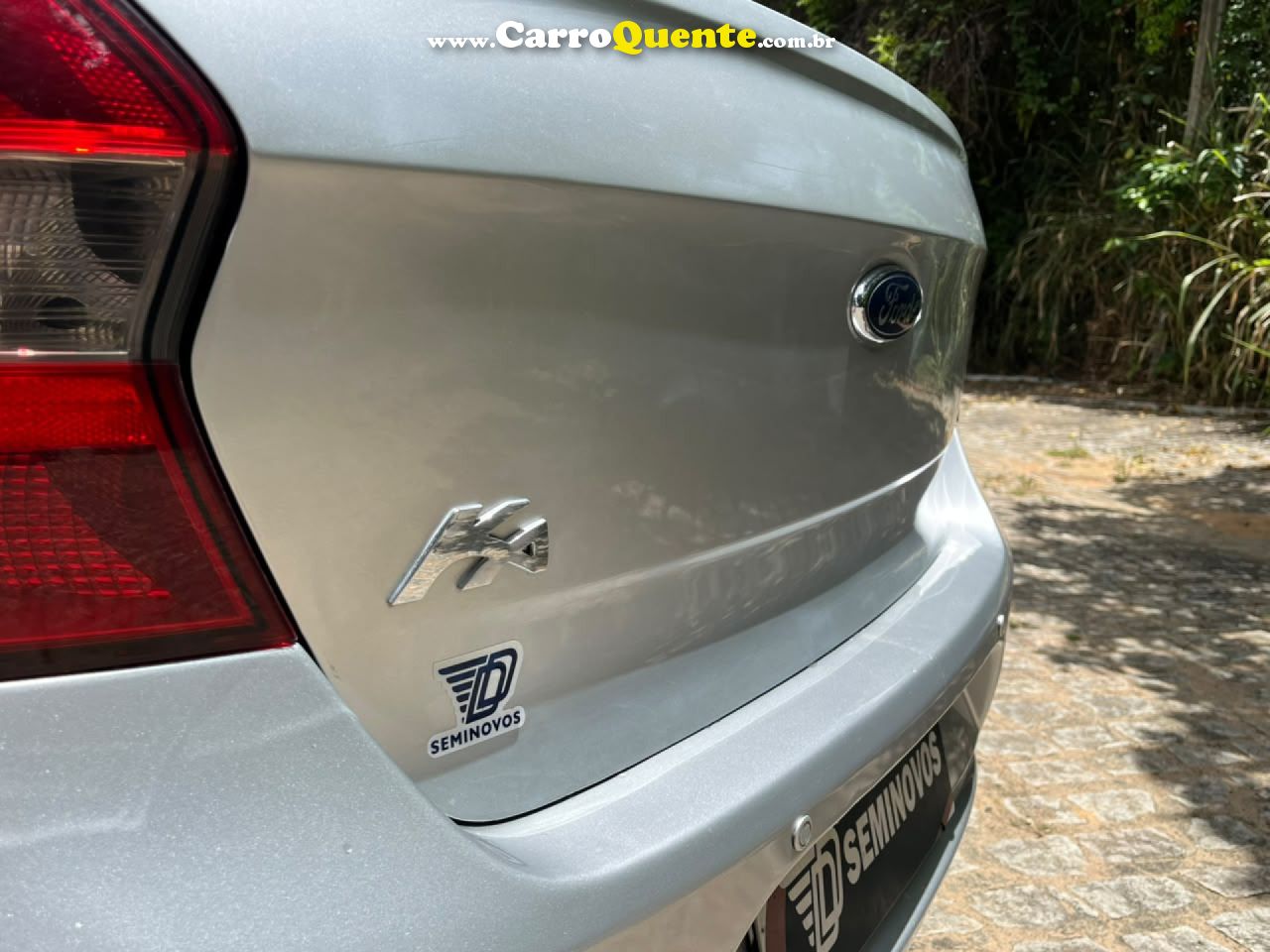 FORD   KA+ SEDAN 1.0 SESE PLUS TIVCT FLEX 4P   PRATA 2018 1.0 FLEX - Loja