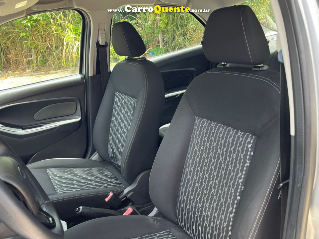 FORD   KA+ SEDAN 1.0 SESE PLUS TIVCT FLEX 4P   PRATA 2018 1.0 FLEX - Loja