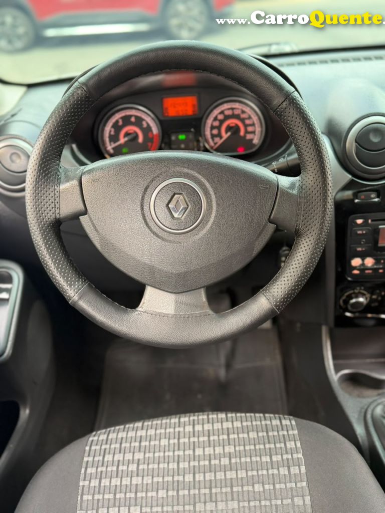 RENAULT   SANDERO EXPRESSION HI-FLEX 1.0 16V 5P   PRATA 2012 1.0 FLEX - Loja