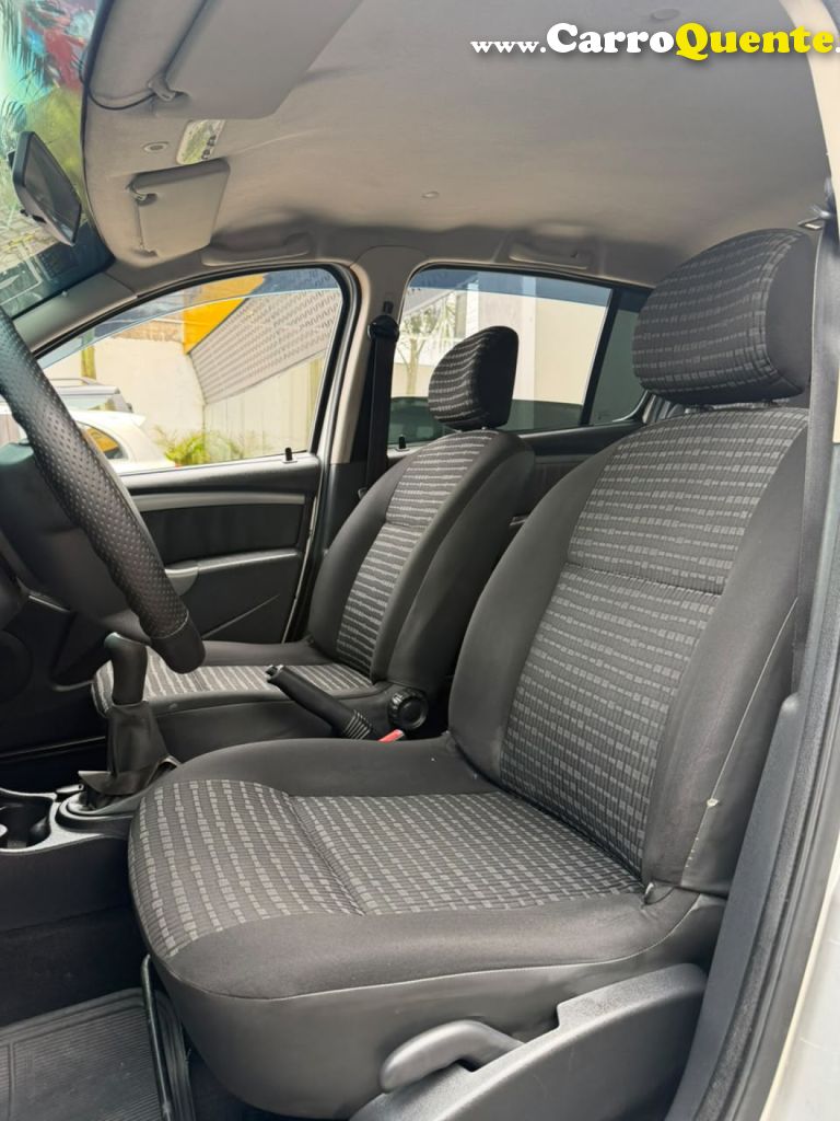 RENAULT   SANDERO EXPRESSION HI-FLEX 1.0 16V 5P   PRATA 2012 1.0 FLEX - Loja