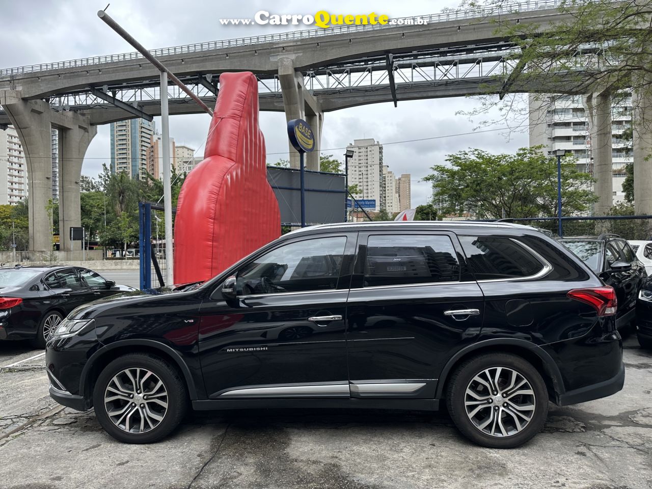 MITSUBISHI   OUTLANDER 3.0 GT 3.0 V6 AUT.   PRETO 2018 3.0 GASOLINA - Loja