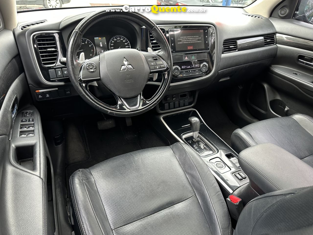 MITSUBISHI   OUTLANDER 3.0 GT 3.0 V6 AUT.   PRETO 2018 3.0 GASOLINA - Loja
