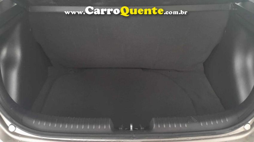 Hyundai HB20 1.0 COMFORT 12V FLEX 4P MANUAL - Loja