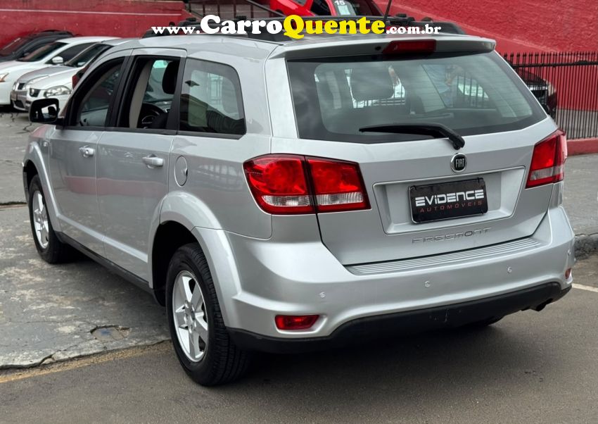 Fiat FREEMONT 2.4 EMOTION 16V GASOLINA 4P AUTOMÁTICO - Loja