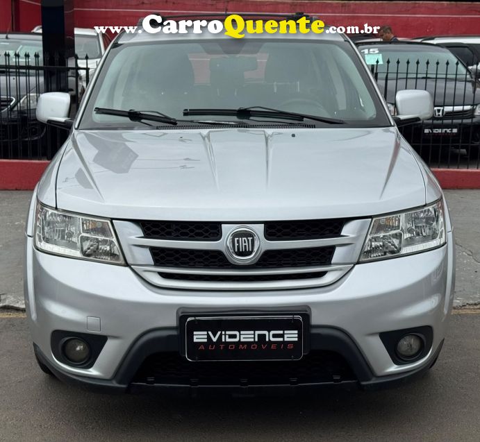 Fiat FREEMONT 2.4 EMOTION 16V GASOLINA 4P AUTOMÁTICO - Loja