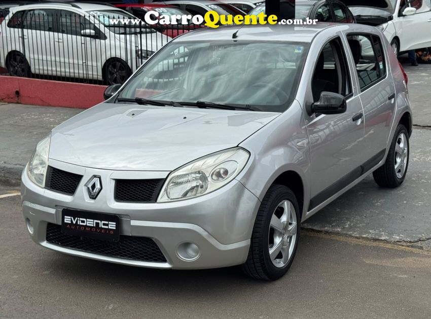 Renault SANDERO 1.6 EXPRESSION 8V FLEX 4P MANUAL - Loja
