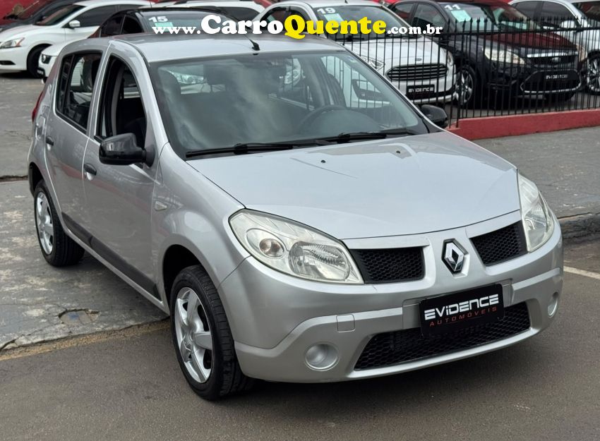 Renault SANDERO 1.6 EXPRESSION 8V FLEX 4P MANUAL - Loja