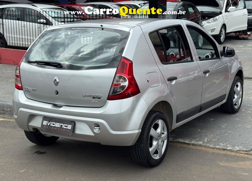 Renault SANDERO 1.6 EXPRESSION 8V FLEX 4P MANUAL - Loja