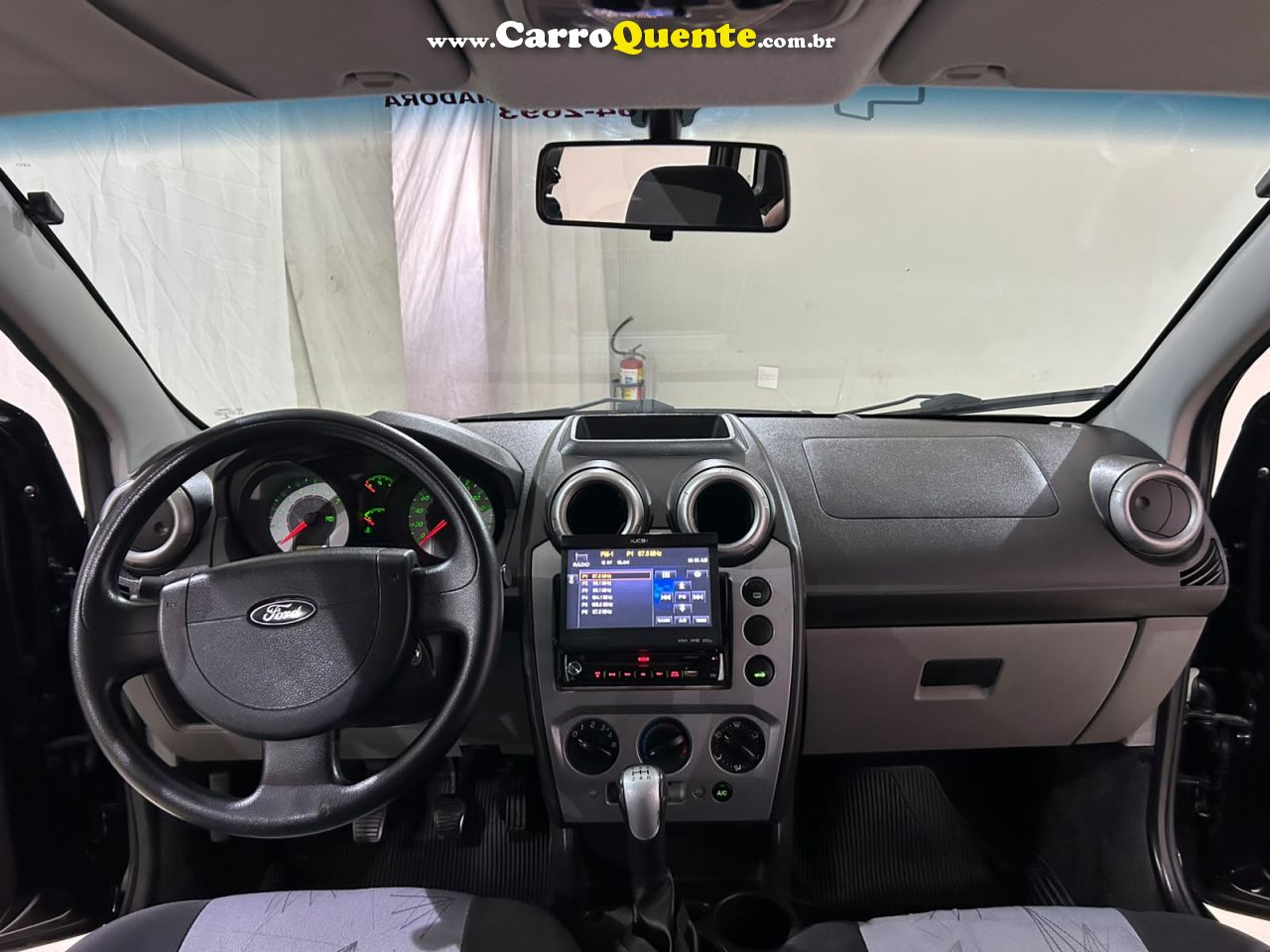 FORD FIESTA 1.0 MPI HATCH 8V 2009 - Loja