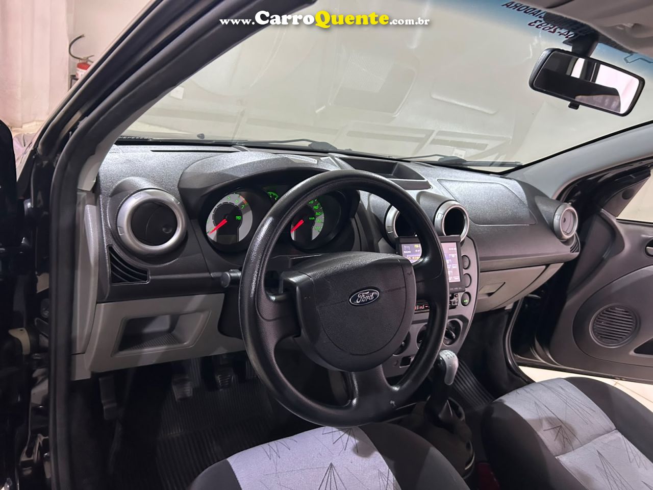 FORD FIESTA 1.0 MPI HATCH 8V 2009 - Loja