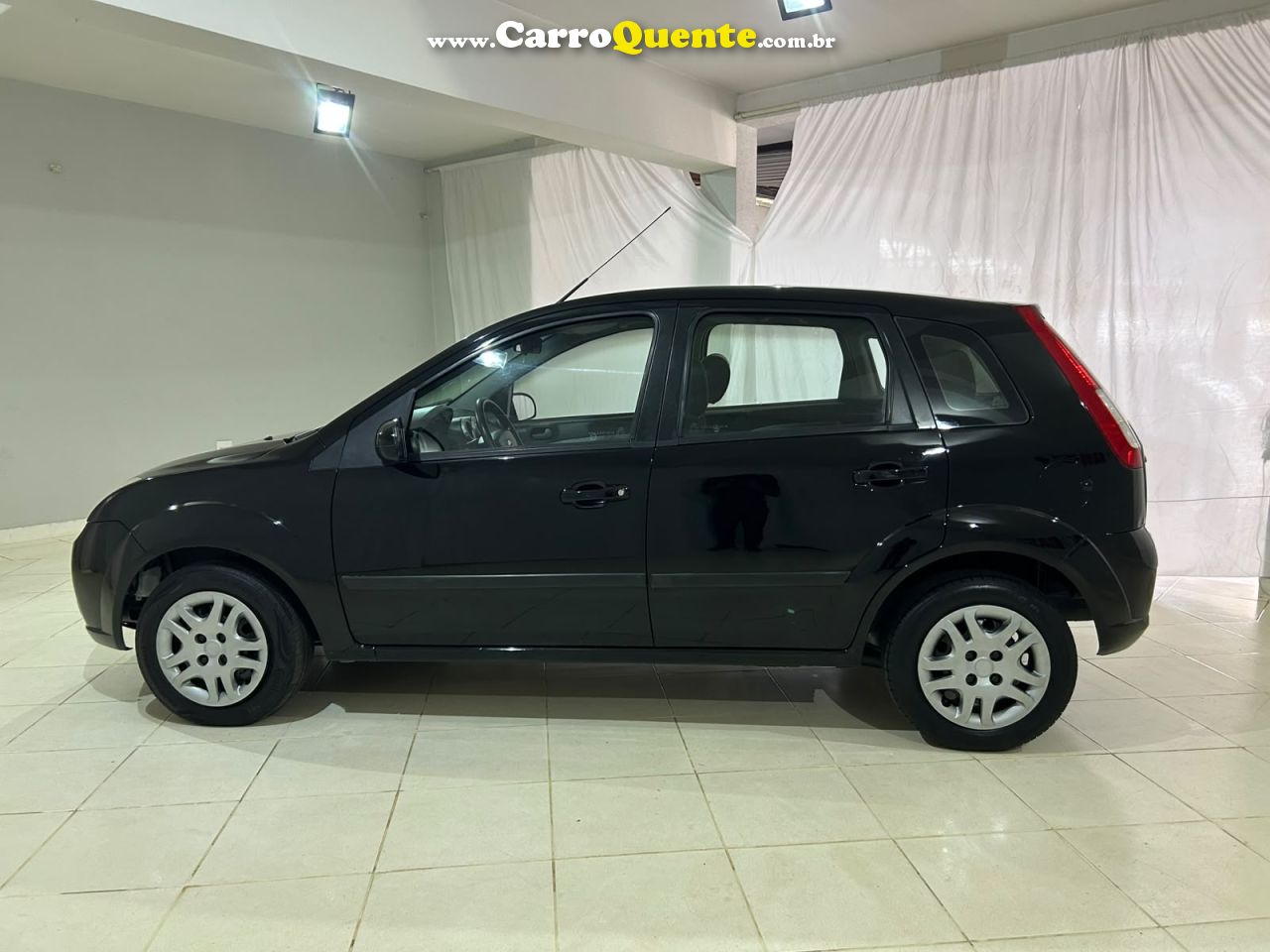 FORD FIESTA 1.0 MPI HATCH 8V 2009 - Loja