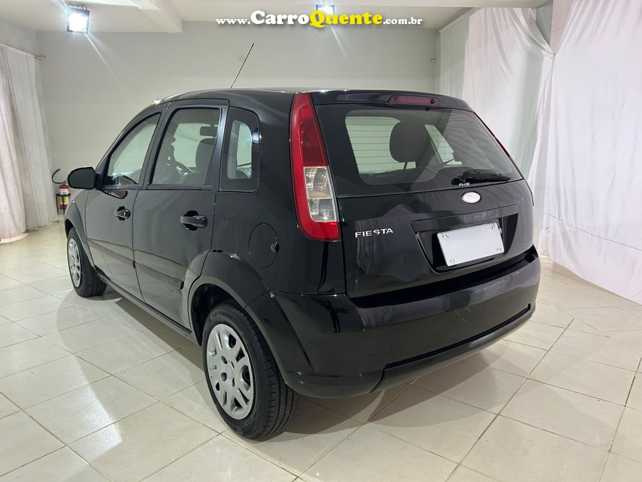 FORD FIESTA 1.0 MPI HATCH 8V 2009 - Loja