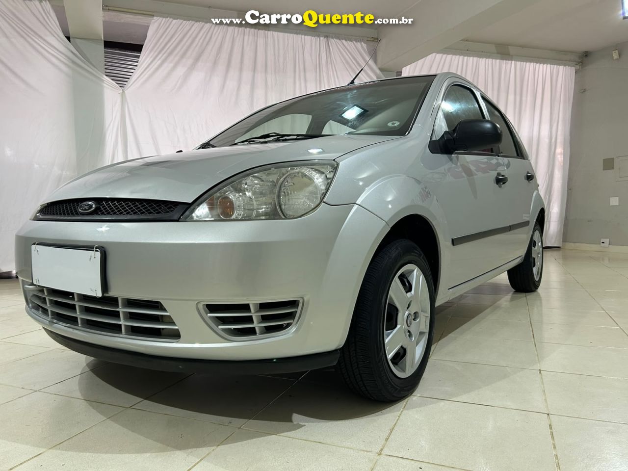 FORD FIESTA 1.6 MPI HATCH 8V 2006 - Loja