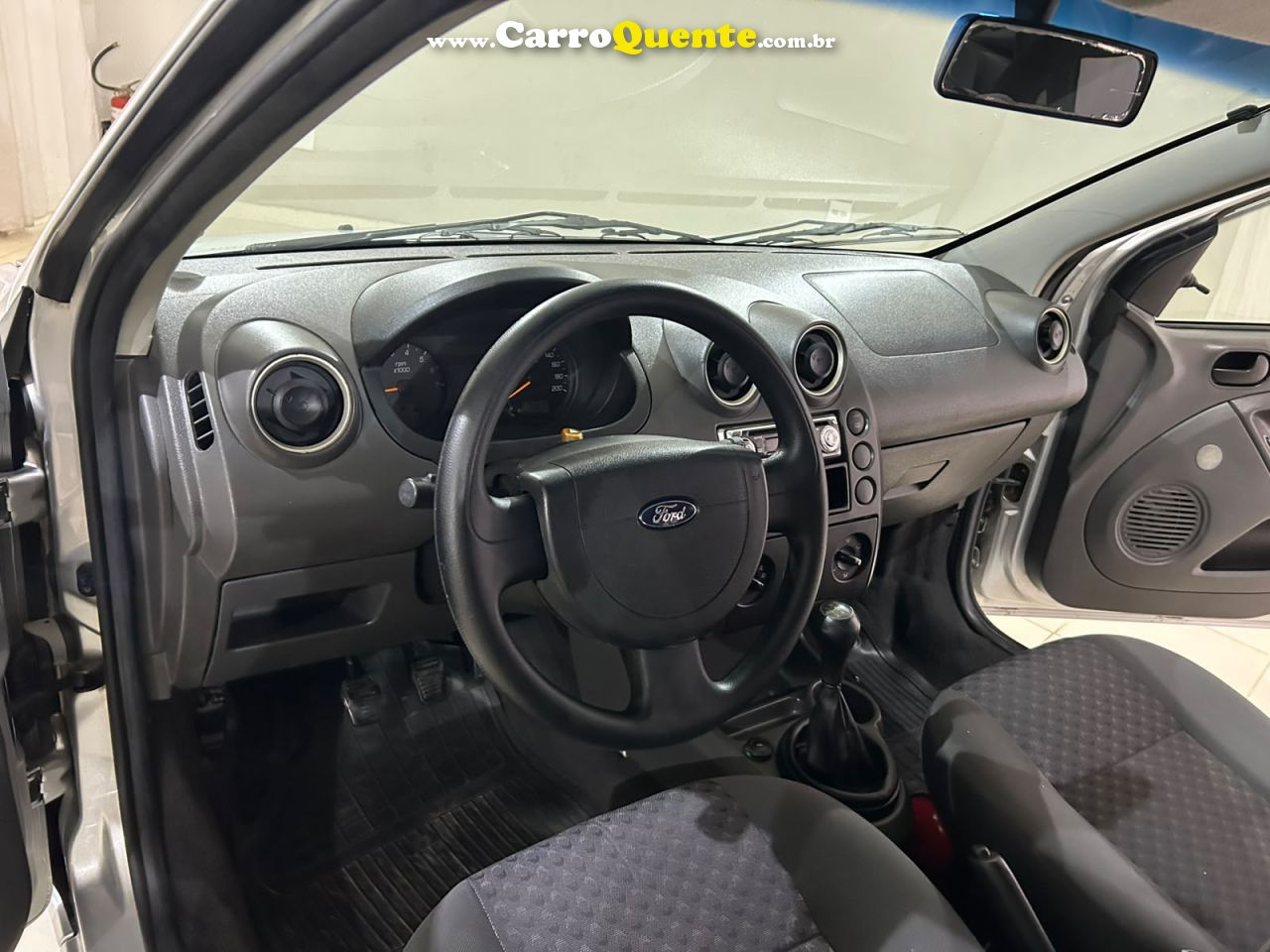 FORD FIESTA 1.6 MPI HATCH 8V 2006 - Loja