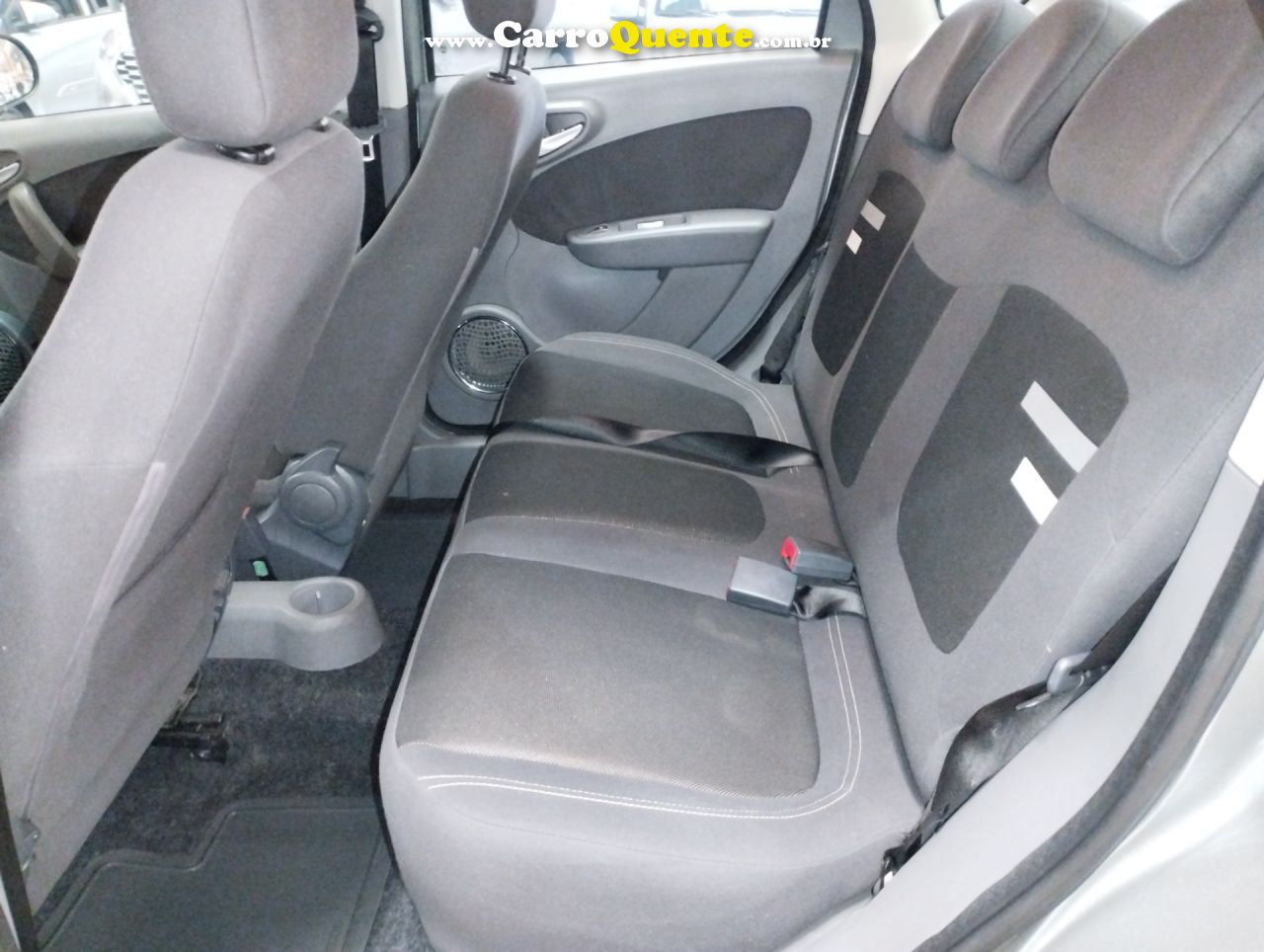 FIAT GRAND SIENA 1.6 MPI ESSENCE 16V 2016 - Loja