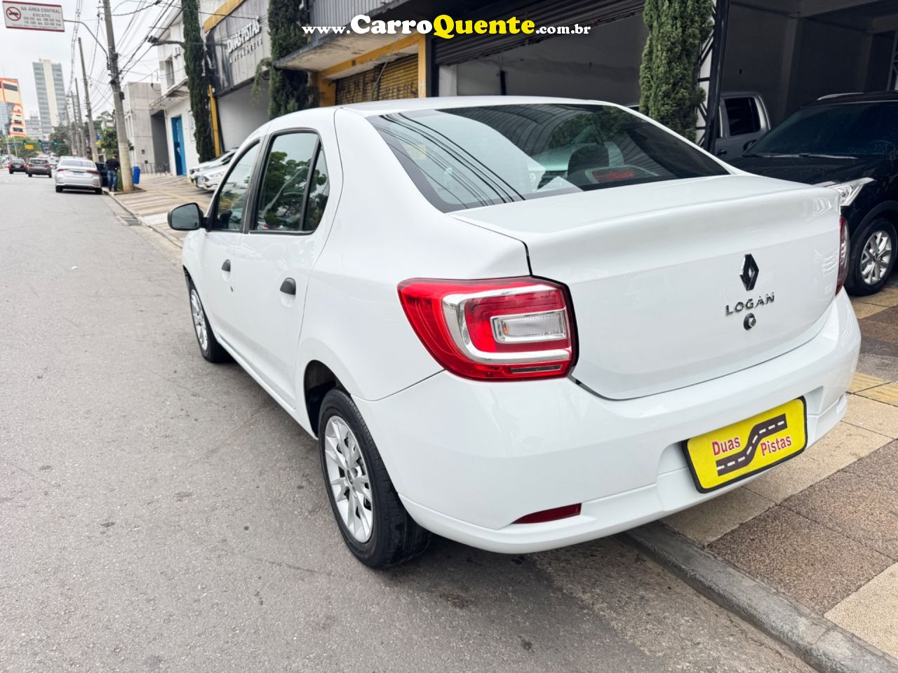 RENAULT LOGAN 1.0 12V SCE LIFE 2023 - Loja