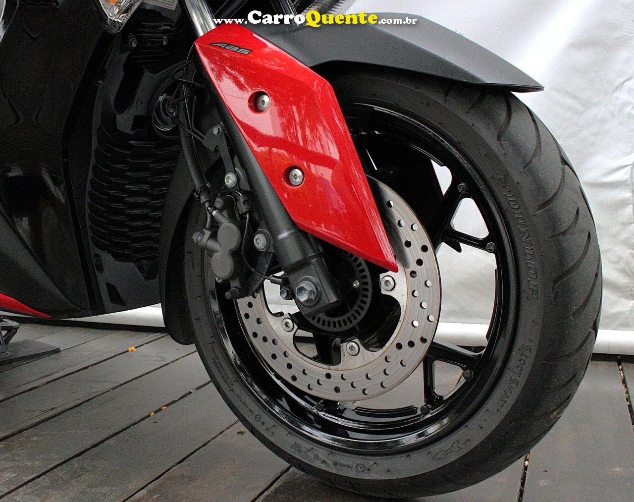 YAMAHA XMAX ABS 2024 - Loja