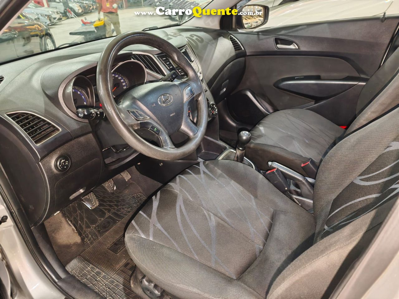 HYUNDAI HB20 1.0 COMFORT PLUS 12V 2013 - Loja