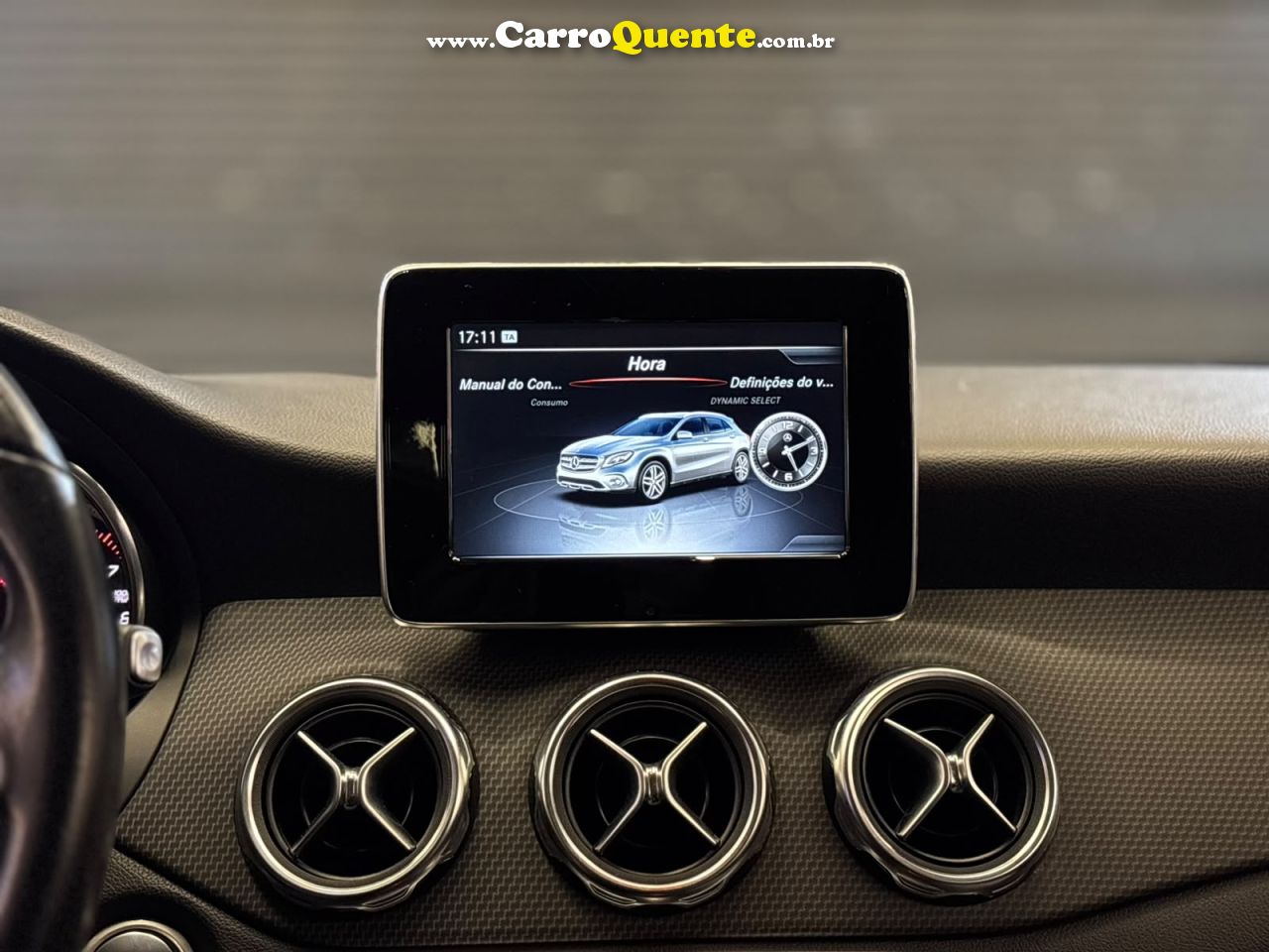 MERCEDES-BENZ GLA 200 1.6 CGI STYLE 7G-DCT 2019 - Loja