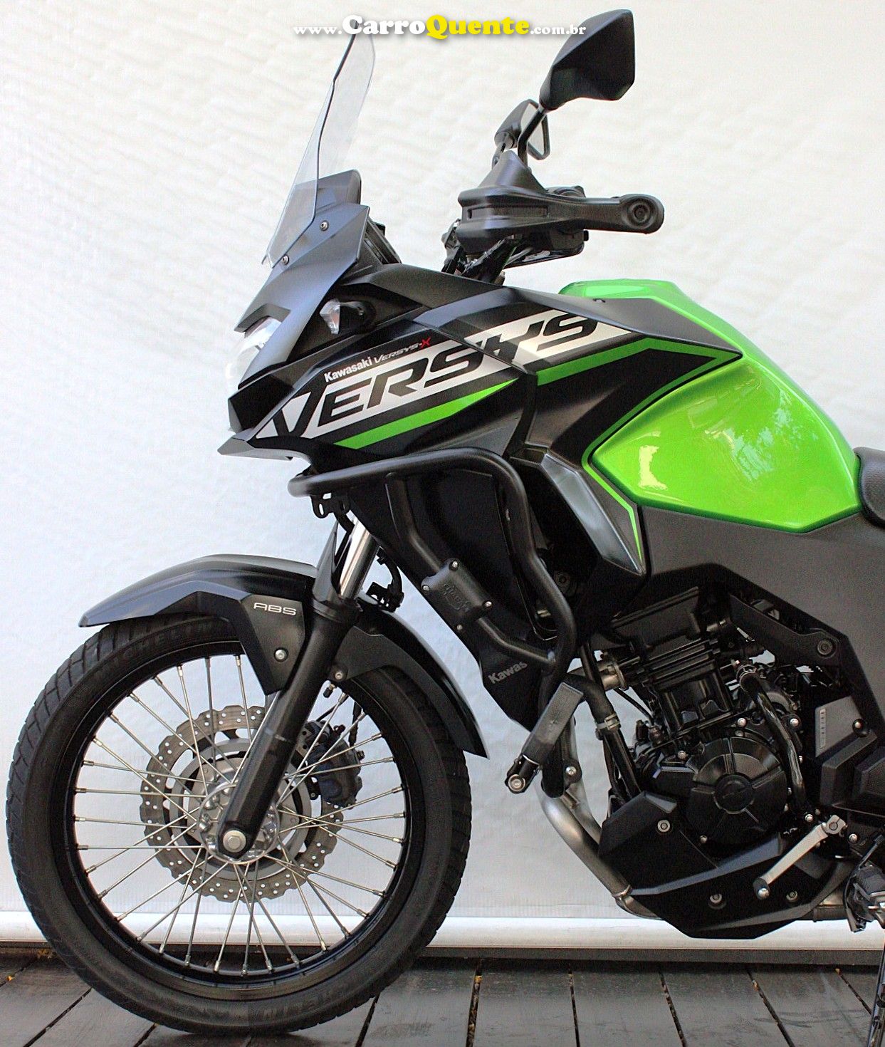 KAWASAKI VERSYS-X 300 ABS 2024 - Loja