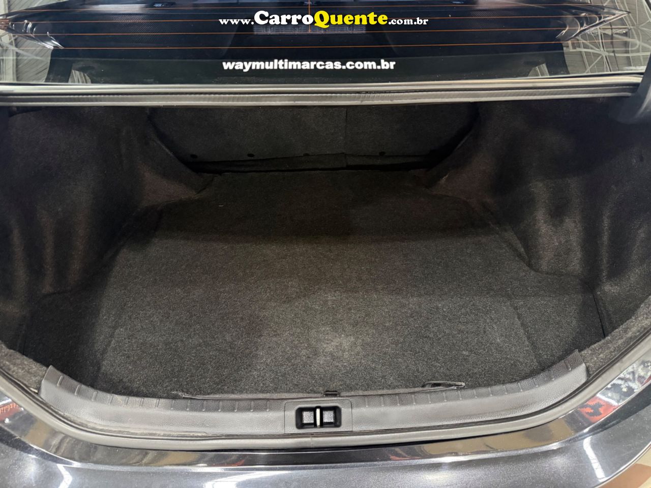 TOYOTA COROLLA 2.0 XEI 16V 2015 - Loja