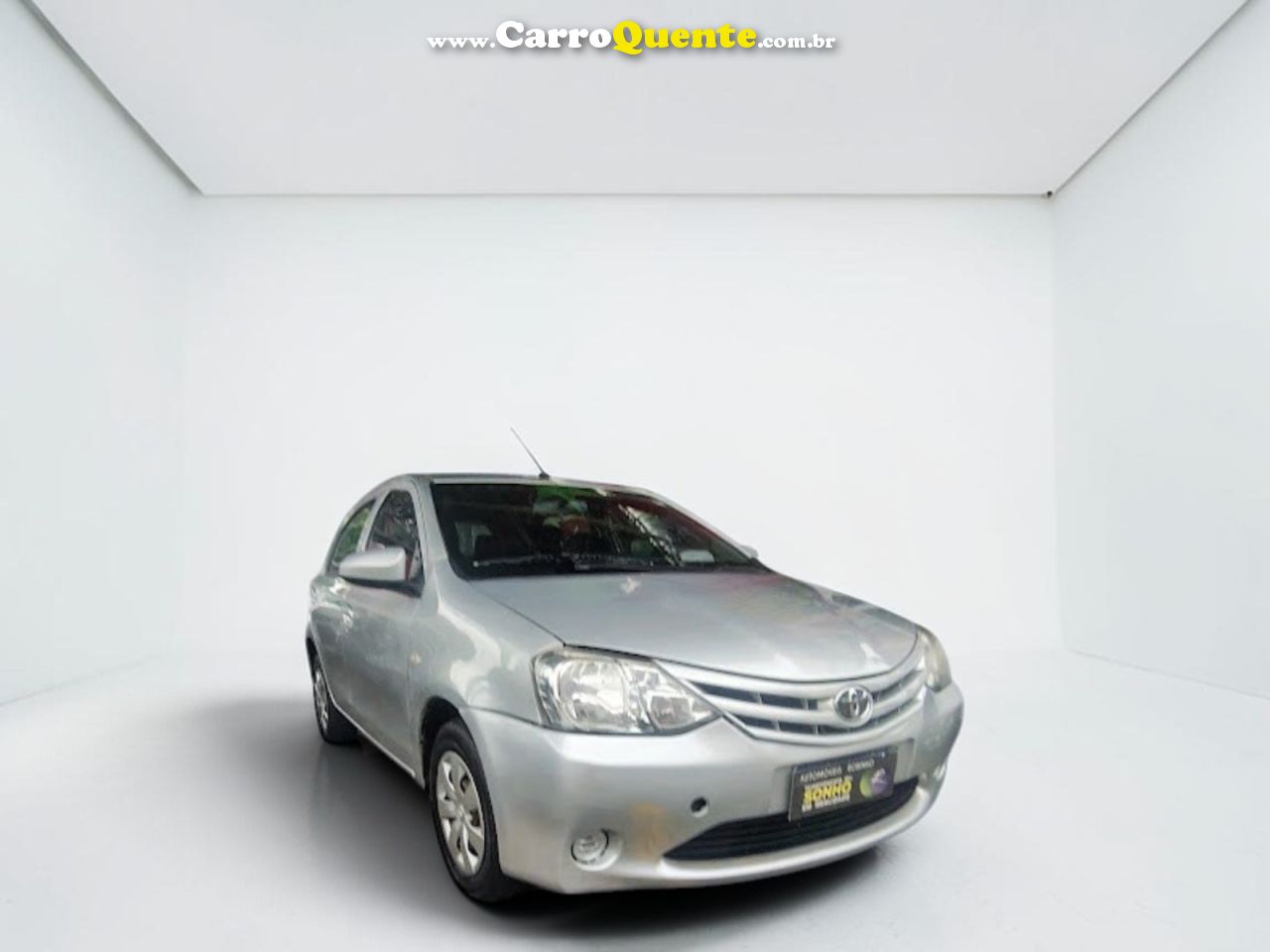 TOYOTA ETIOS 1.5 X SEDAN 16V 2014 - Loja