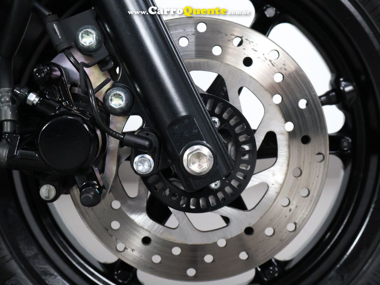 YAMAHA FLUO 125 ABS 2026 - Loja