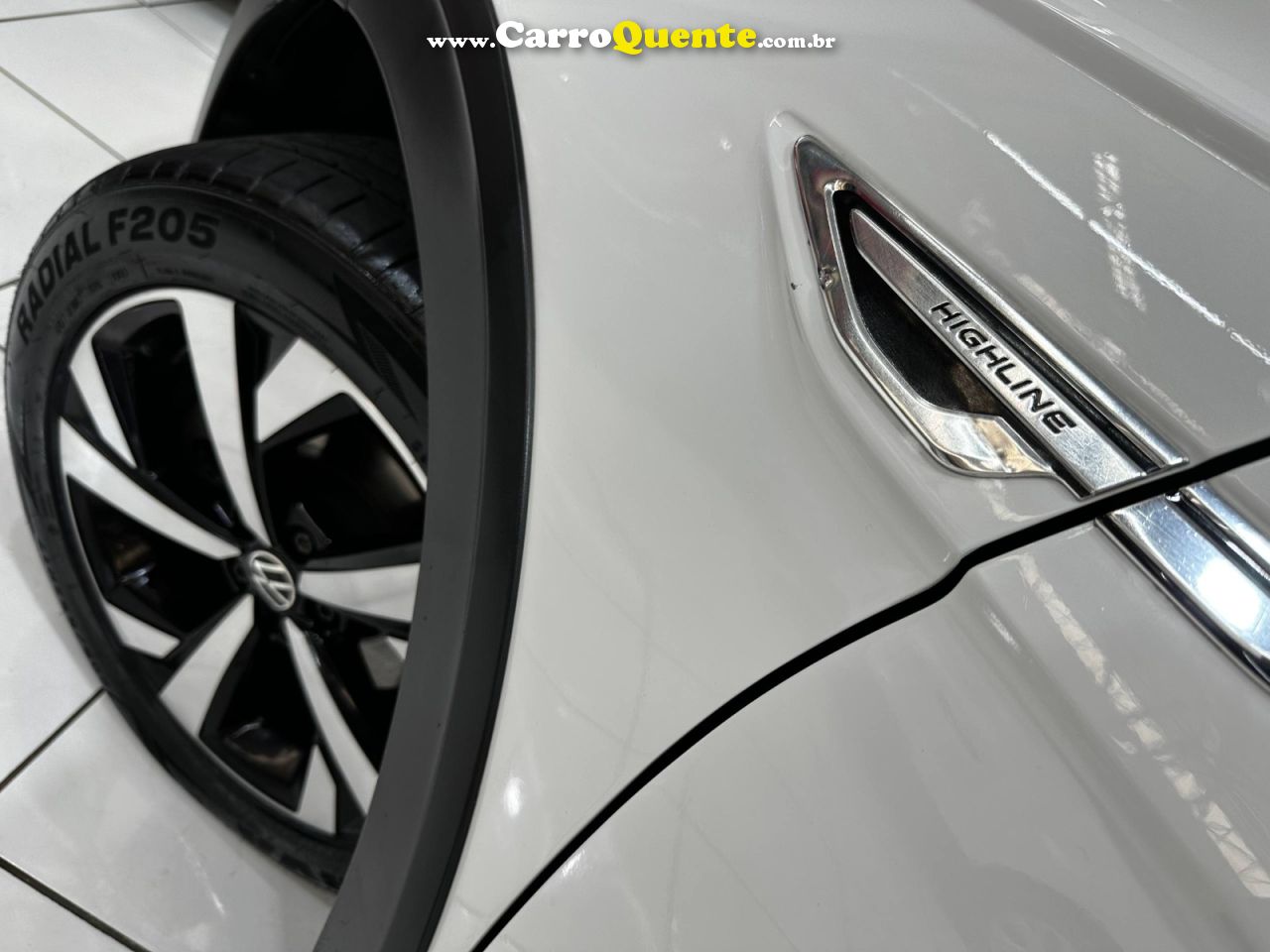 VOLKSWAGEN NIVUS 1.0 200 TSI TOTAL HIGHLINE 2022 - Loja