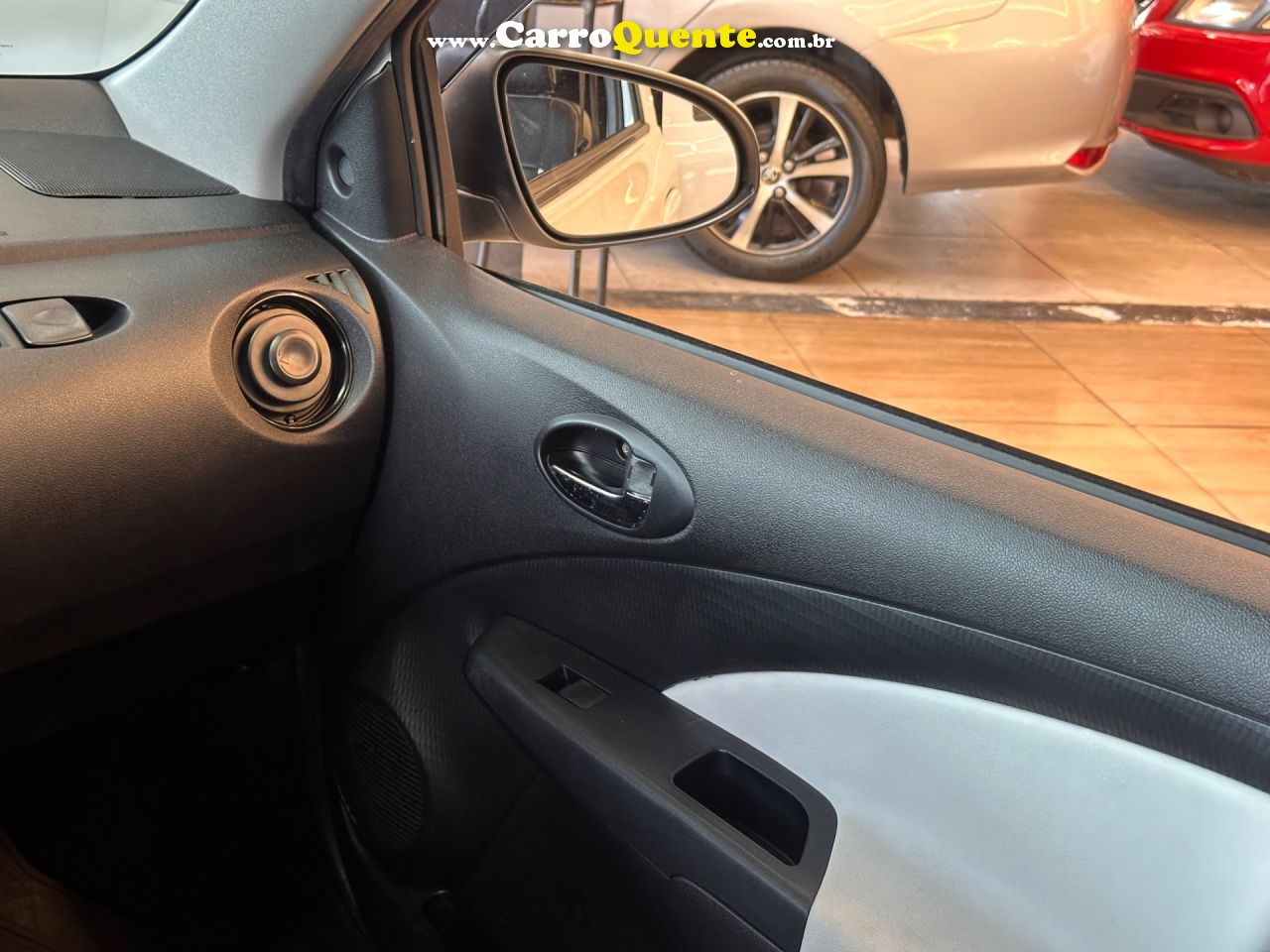 TOYOTA ETIOS 1.3 X 16V 2018 - Loja