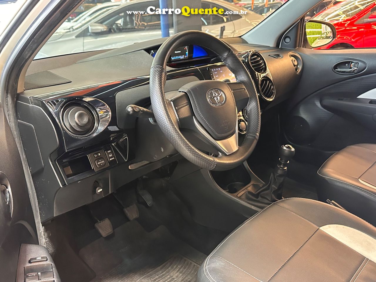 TOYOTA ETIOS 1.3 X 16V 2018 - Loja