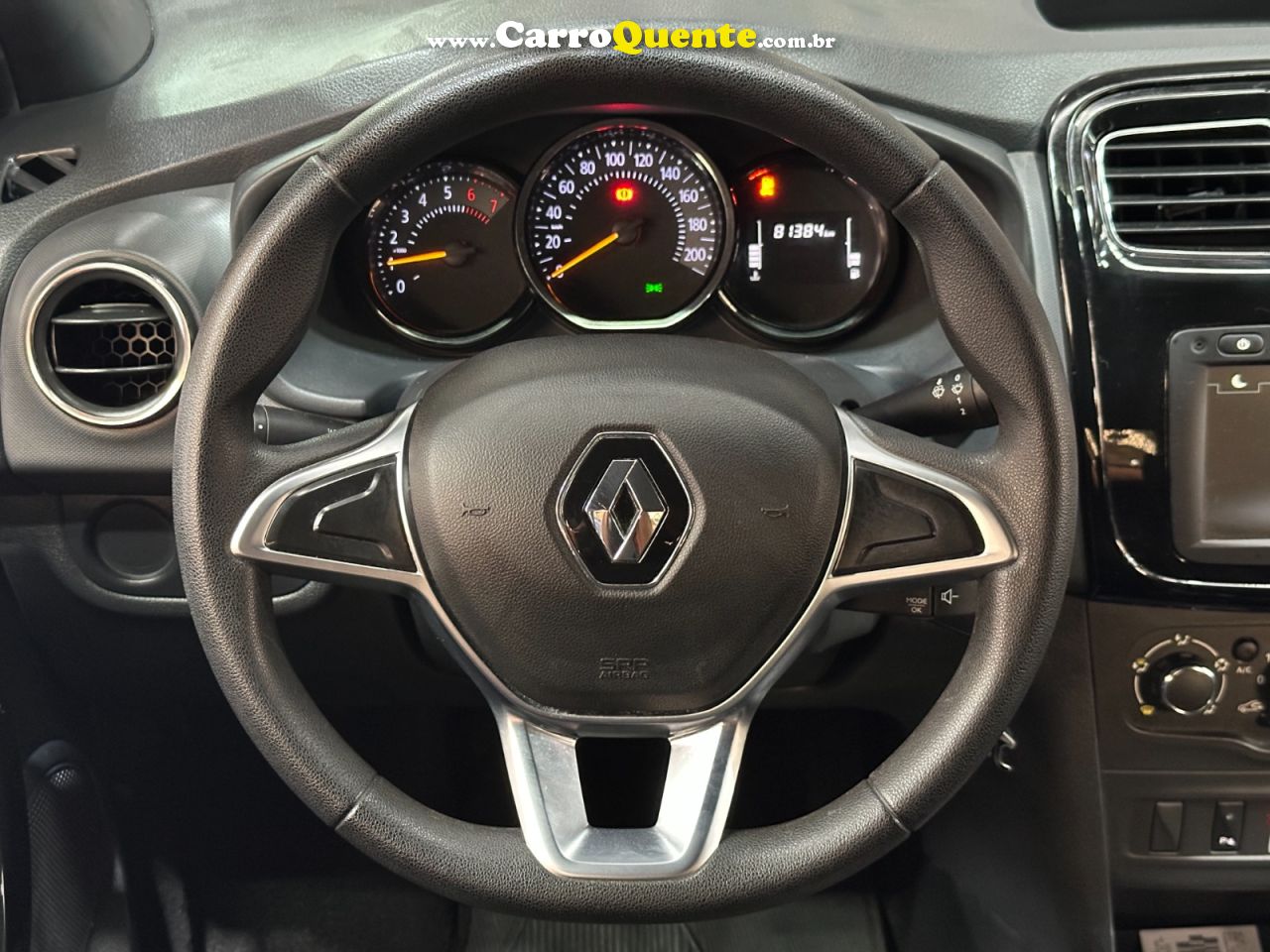 RENAULT LOGAN 1.0 12V SCE ZEN 2022 - Loja
