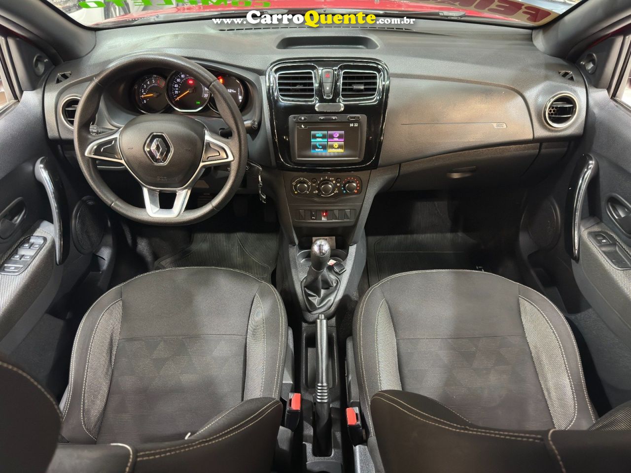RENAULT LOGAN 1.0 12V SCE ZEN 2022 - Loja