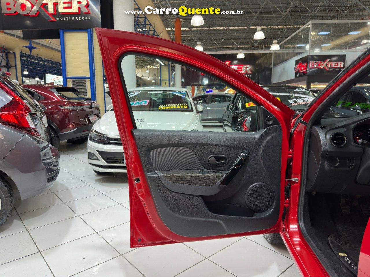 RENAULT LOGAN 1.0 12V SCE ZEN 2022 - Loja