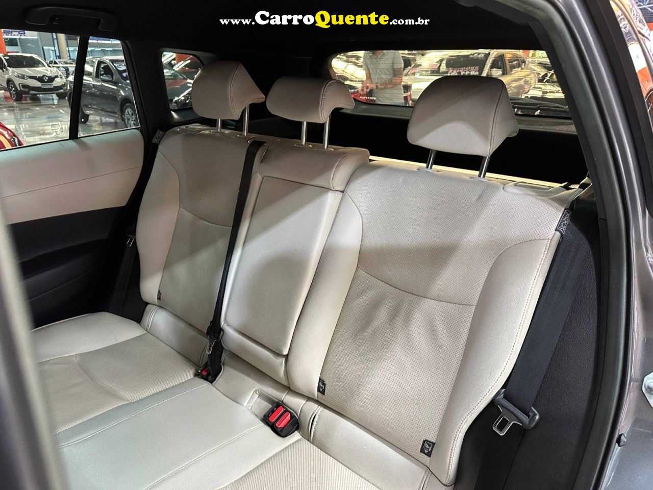 TOYOTA COROLLA CROSS 1.8 VVT-I XRX 2023 - Loja