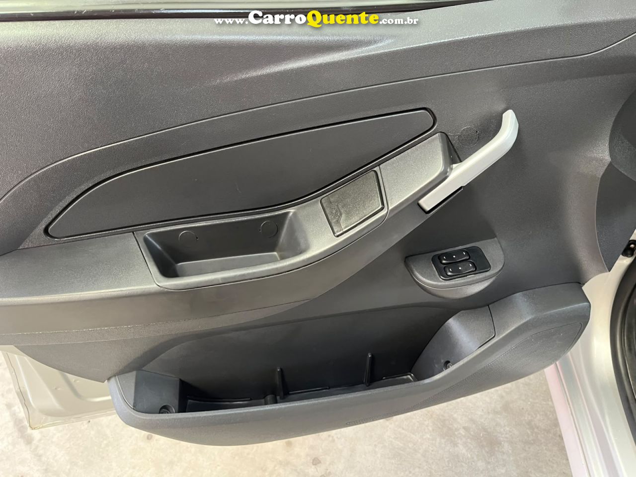 CHEVROLET   MONTANA LS 1.4 ECONOFLEX 8V 2P   PRATA 2019 1.4 FLEX - Loja