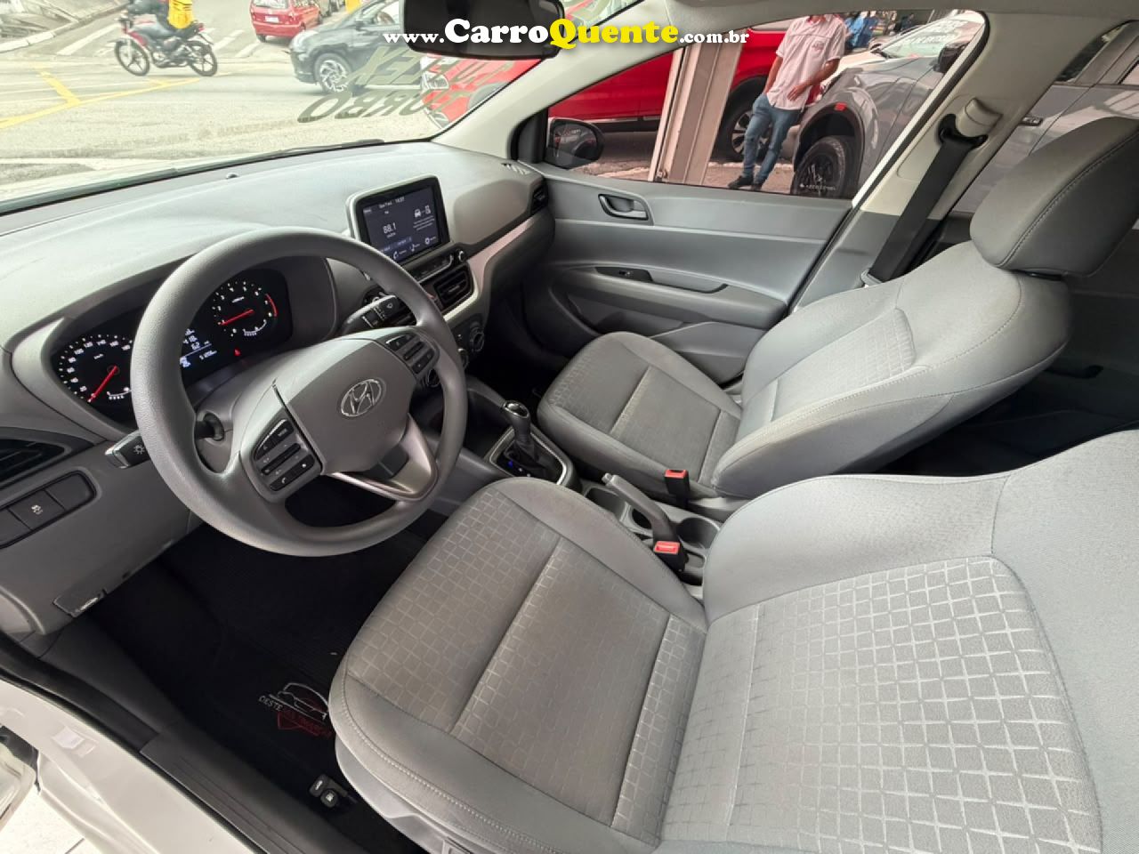 HYUNDAI   HB20S COMFORT 1.0 TB FLEX 12V AUT.   BRANCO 2024 1.0 FLEX - Loja