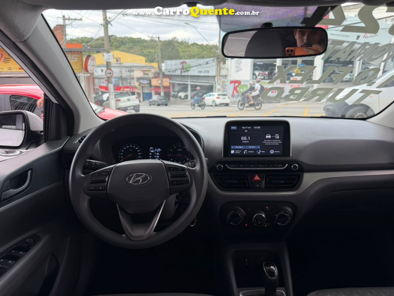 HYUNDAI   HB20S COMFORT 1.0 TB FLEX 12V AUT.   BRANCO 2024 1.0 FLEX - Loja