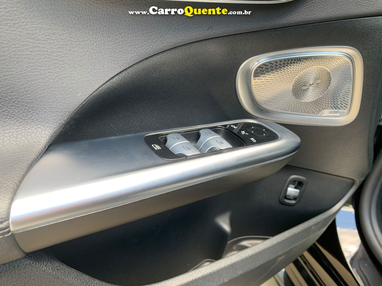MERCEDES-BENZ   2.0 EQ BOOST HÍBRIDO AMG LINE 9G-TRONIC   PRETO 2023 2.0 GASOLINA E ELÉTRICO - Loja