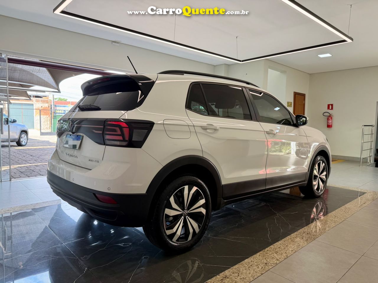 VOLKSWAGEN   T-CROSS 200 TSI 1.0  FLEX 12V 5P AUT.   BRANCO 2024 1.0 FLEX - Loja