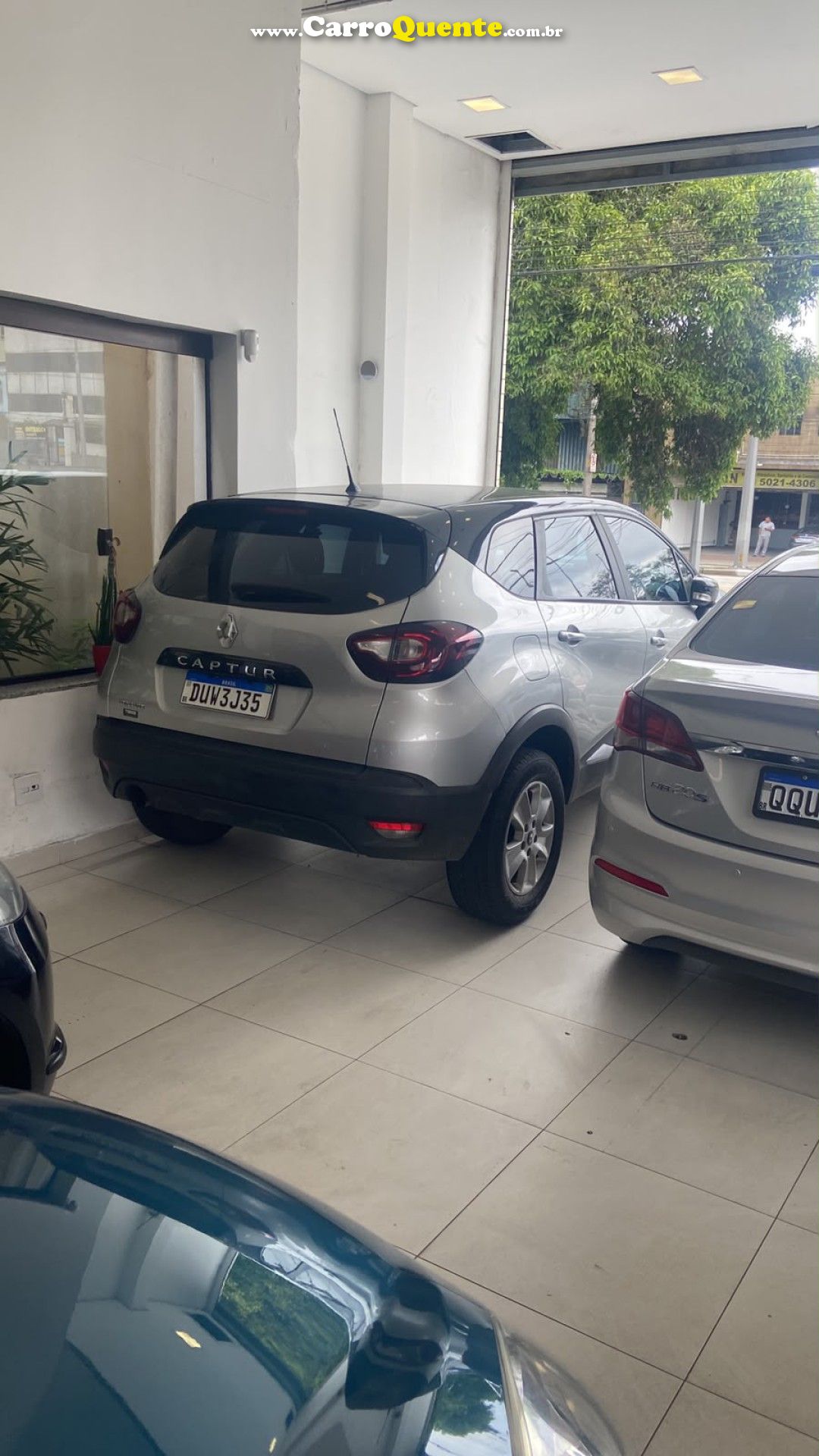 RENAULT   CAPTUR LIFE 1.6 AUT   PRATA 2019 1.6 FLEX - Loja