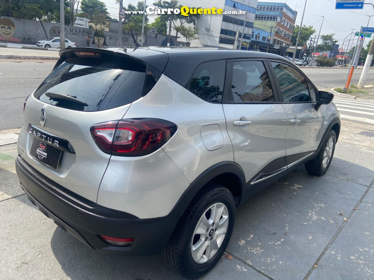 RENAULT   CAPTUR LIFE 1.6 AUT   PRATA 2019 1.6 FLEX - Loja