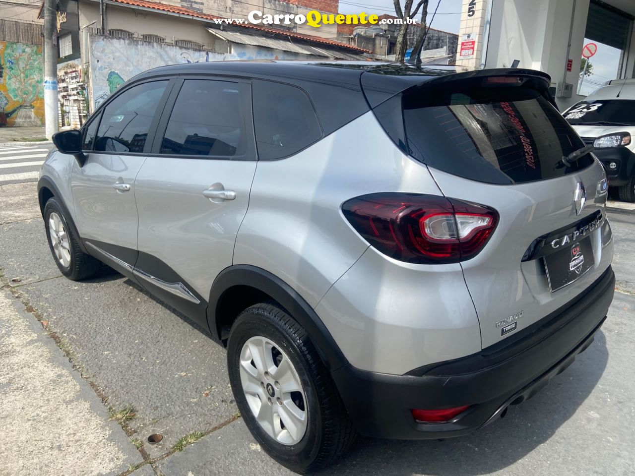 RENAULT   CAPTUR LIFE 1.6 AUT   PRATA 2019 1.6 FLEX - Loja