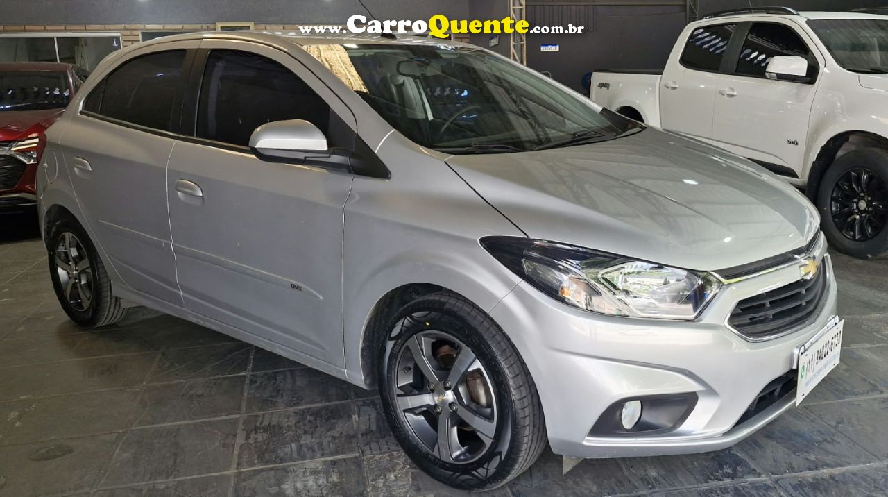 CHEVROLET   ONIX HATCH LTZ 1.4 8V FLEXPOWER 5P MEC.   PRATA 2018 1.4 FLEX - Loja