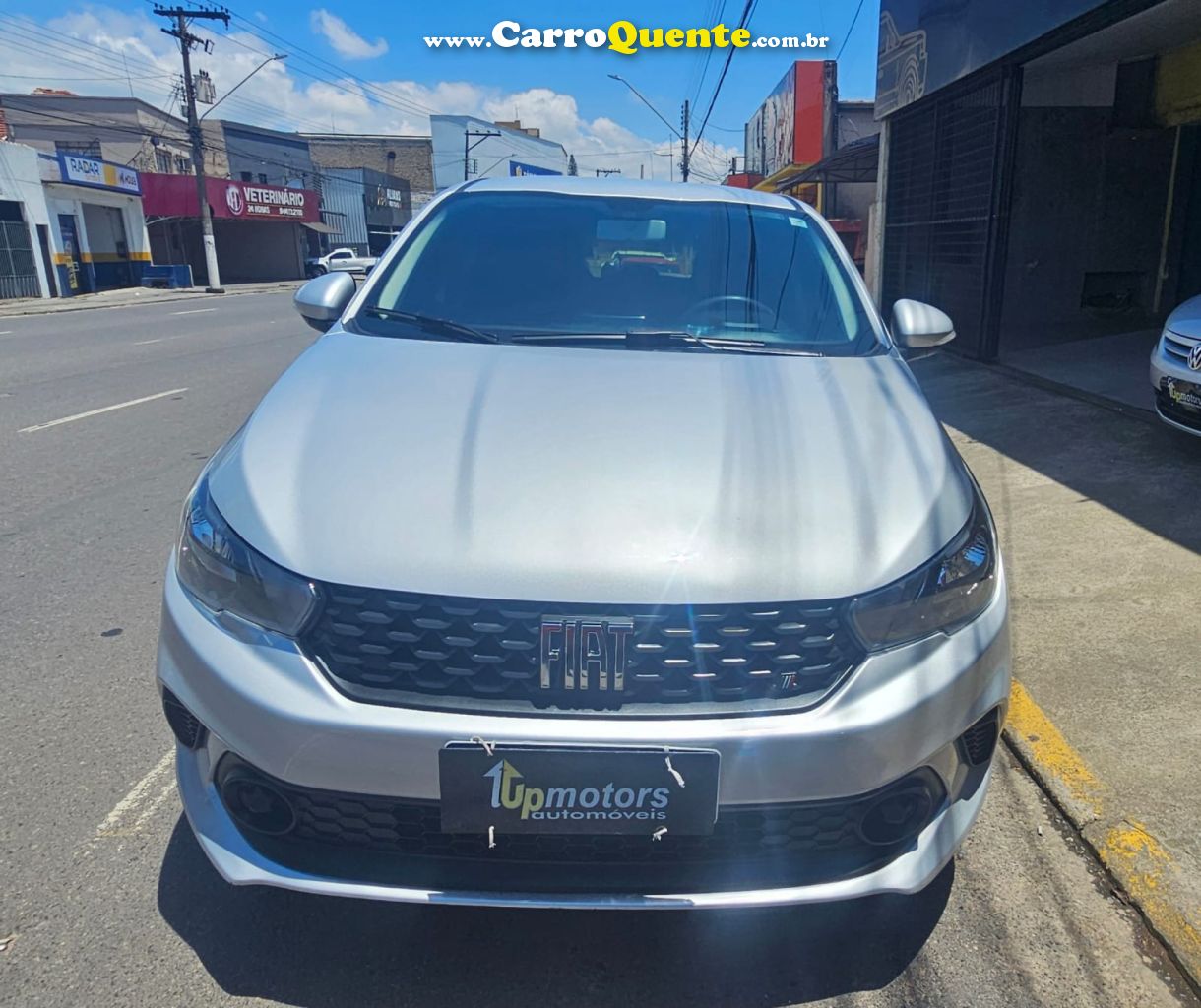 FIAT   ARGO 1.0 6V FLEX.   PRATA 2022 1.0 FLEX - Loja